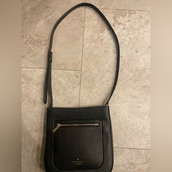 Kate Spade crossbody. - Picture 3 of 3